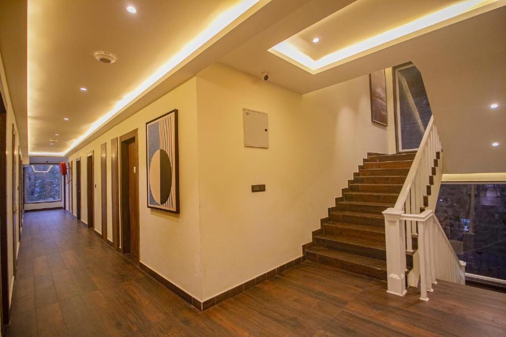 Baris Resort Mussoorie Exteriör bild
