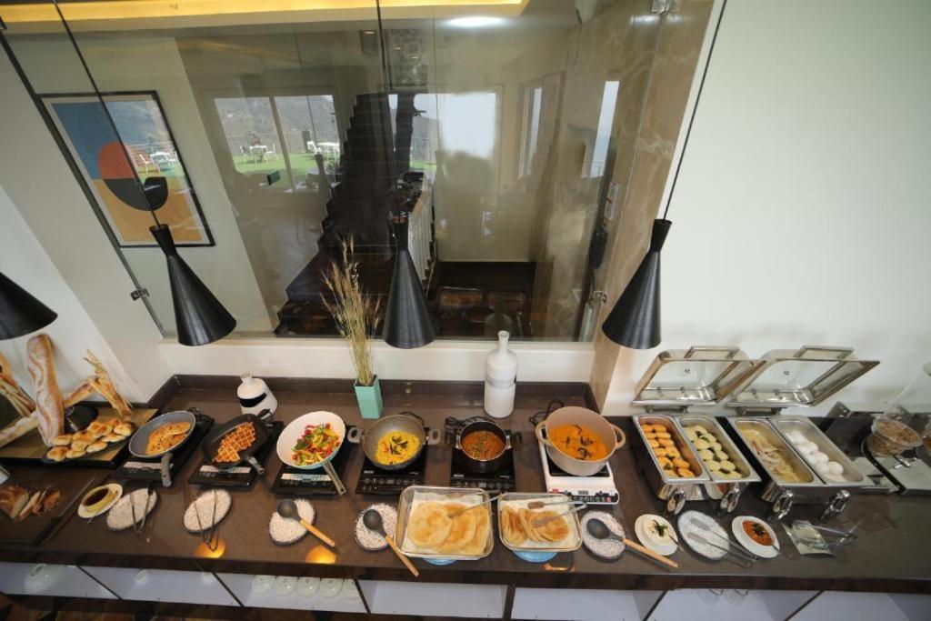 Baris Resort Mussoorie Exteriör bild